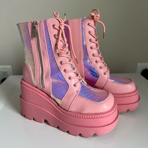 The platform shoes for party and festival